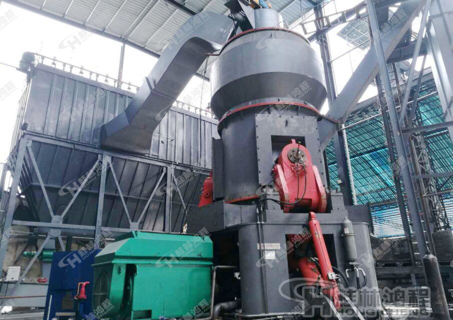 水泥立磨，立磨，立磨機(jī)，客戶現(xiàn)場(chǎng)，桂林鴻程磨粉機(jī)