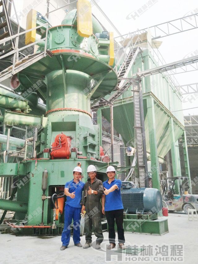 超微細(xì)重晶石磨粉機(jī)，重晶石粉碎機(jī)，重晶石磨粉設(shè)備
