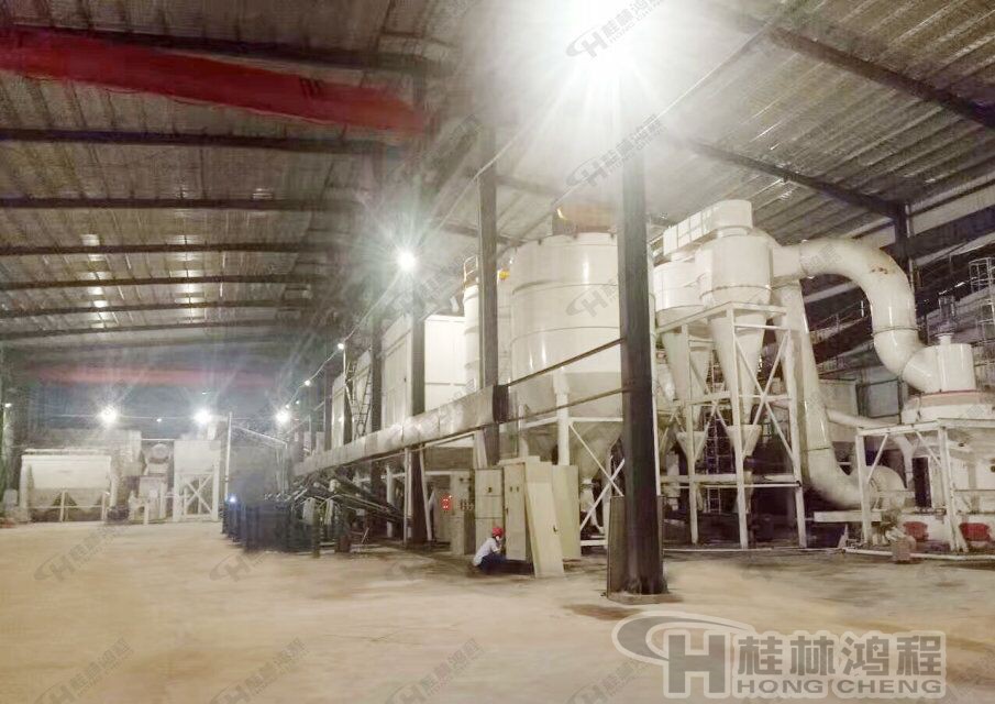 滑石粉，滑石粉碎設(shè)備，磨粉設(shè)備，磨粉機(jī)，雷蒙機(jī)